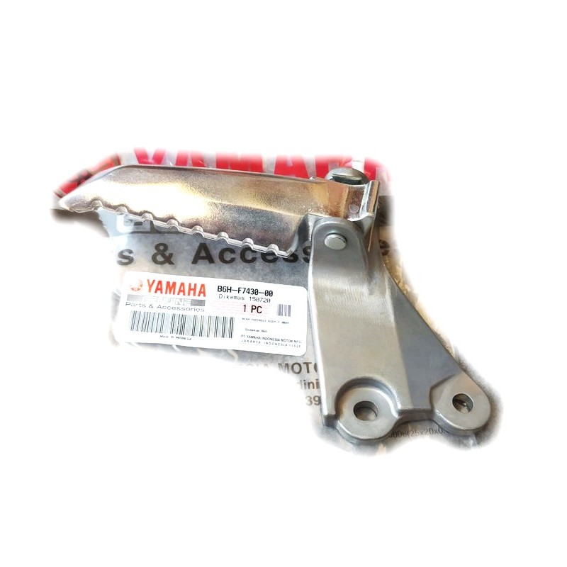 Full Set Rear Footrest Left Yamaha NMAX 2020 2021 Full Set Rear Footrest Left Yamaha NMAX 2020 2021