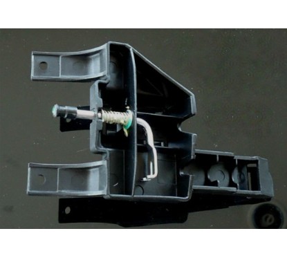 Mechanism for close Fuel Trapdoor Honda PCX 125 v1